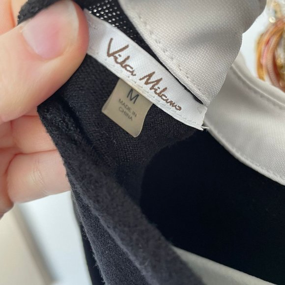 Jeweled collar black sweater - Picture 2 of 3